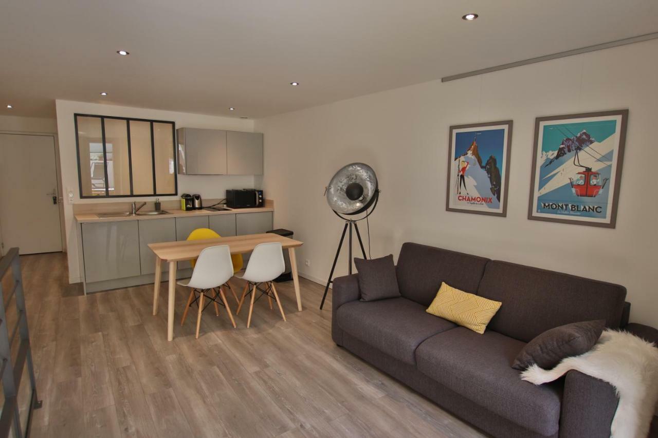 Le 17 Faubourg Apartment Annecy Bagian luar foto